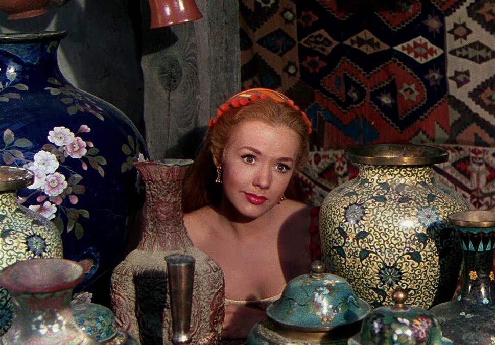 CARRIE-STER PIPER LAURIE IS OVERLEDEN