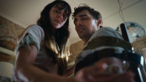 TOGETHER (c) NEON / The Searchers