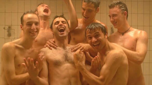 TEAM SPIRIT II (c) The Movie Database (TMDB)
