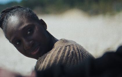 SIX JOURS, CE PRINTEMPS-LÁ (c) Cinéart