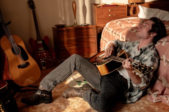 SRPINGSTEEN: DELIVER US FROM NOWHERE (c) Disney