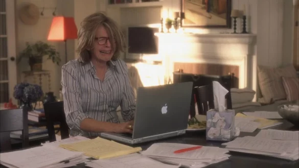 DIANE KEATON in SOMETHING'S GOTTA GIVE (c) The Movie Database (TMDB)