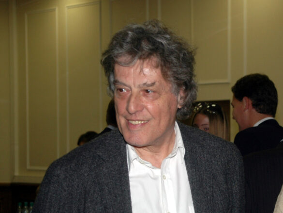 TOM STOPPARD (c) Кондрашкин Б. Е. (ru:Участник:KDeltaE) - Uploaded according to the author's request, CC BY-SA 3.0, https://commons.wikimedia.org/w/index.php?curid=2895256