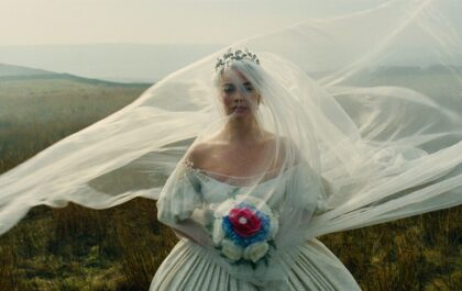 MARGOT ROBBIE in WUTHERING HEIGHTS (c) Warner Bros