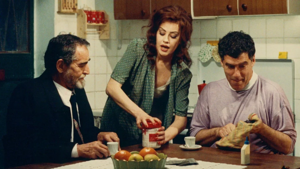 TOLGO IL DISTURBO (c) The Movie Database (TMDB)