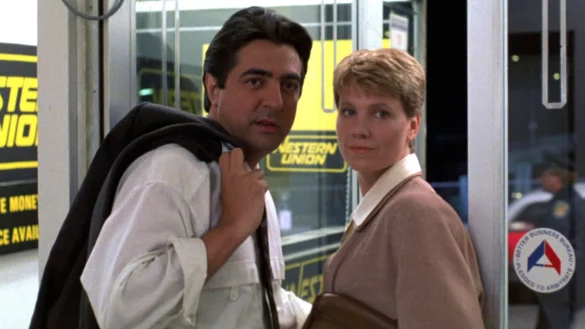 HOUSE OF GAMES (c) The Movie Database (TMDb)