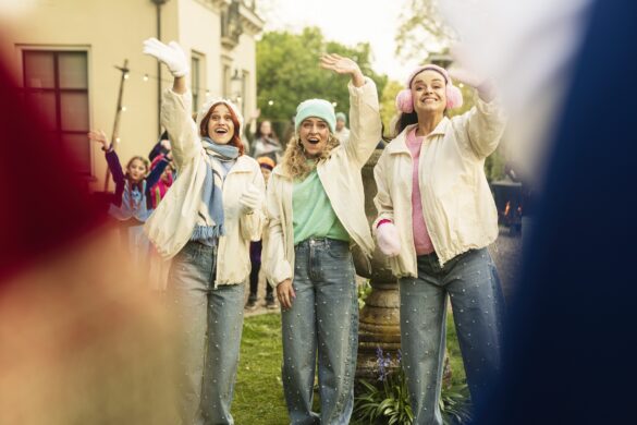 K3 in DE GROTE SINTERKLAASFILM EN DE VLIEGENDE PIETEN (c) WW Entertainment